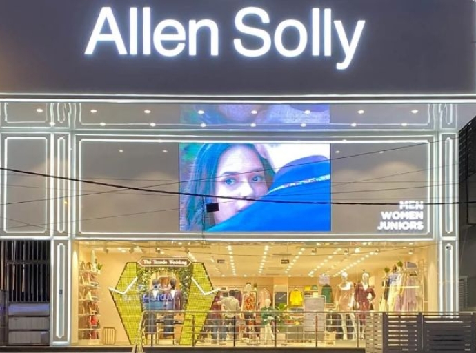 Allen Solly sets new standard with its 5,000 sq ft flagship store in garden city